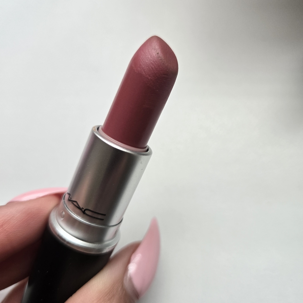 MAC Cosmetics Satin Lipstick BRAVE - Muted Dusty Rose